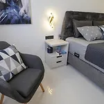 Apartamento Luxury Seaview Azzurro 5 *