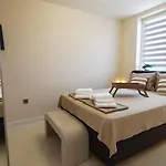 Luxury Seaview Azzurro 5 Apartman Balcsik