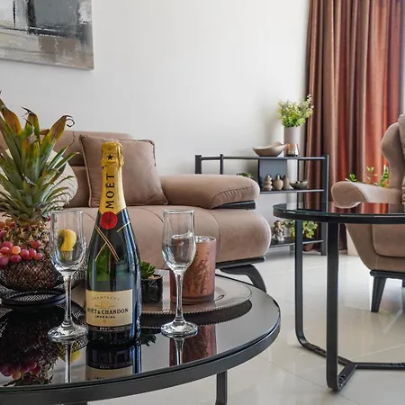 דירה Luxury Seaview Azzurro 5 *