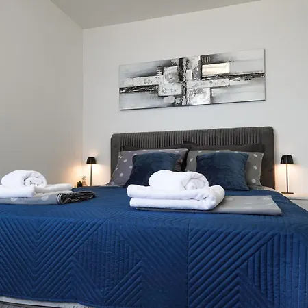Luxury Seaview Azzurro 5 Baltjik