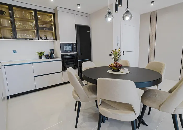 公寓 Luxury Seaview Azzurro 5 巴尔奇克